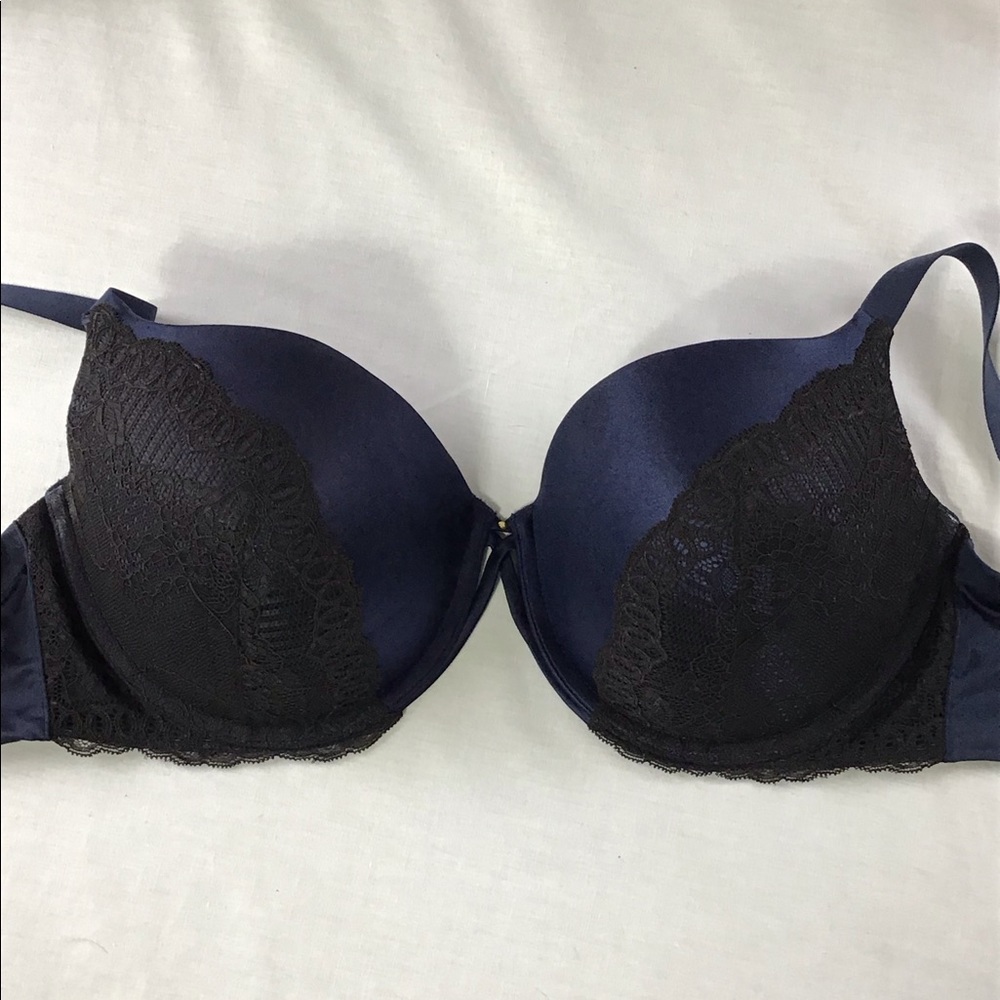 Navy blue & black lace Maidenform 38D